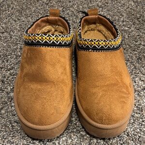 Mudd Tan Slip-On Shoes with Embroidered Trim